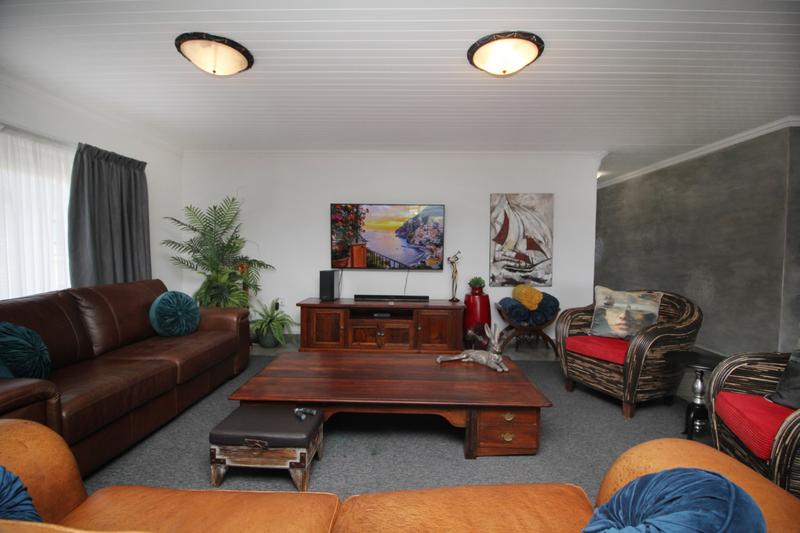 4 Bedroom Property for Sale in Monte Christo Western Cape